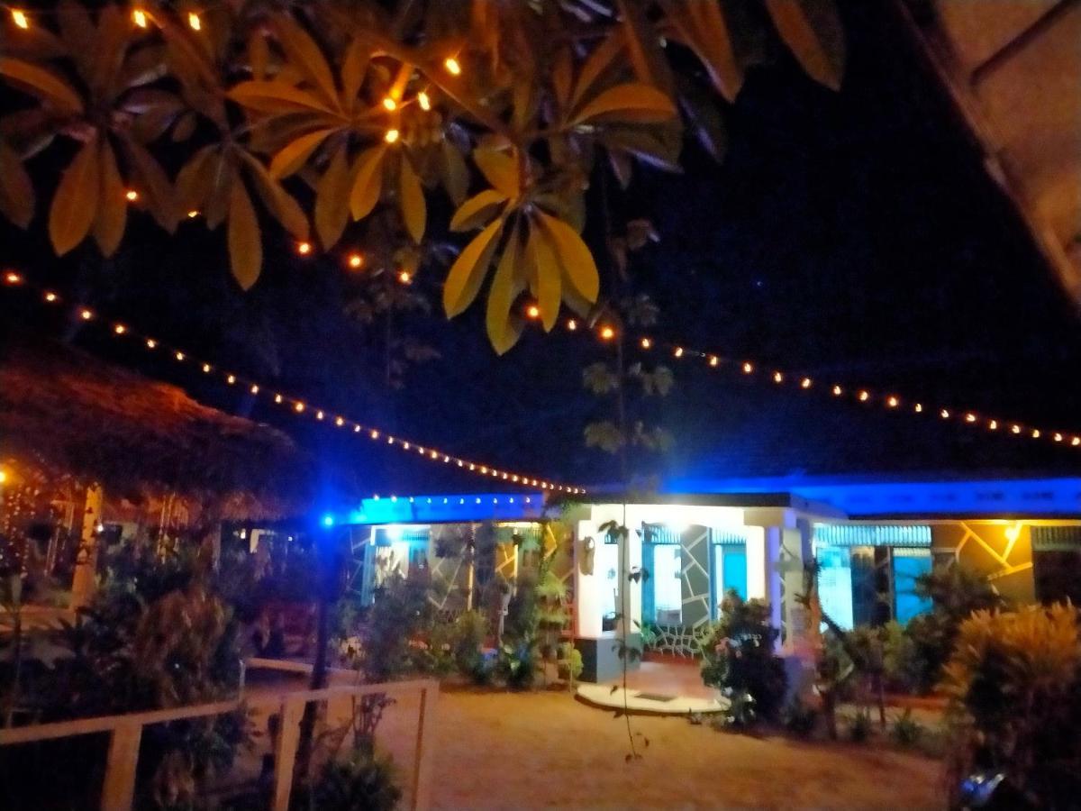 阿鲁甘湾 Eastwind Surf Camp酒店 外观 照片